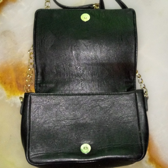 🪶 black faux leather spike forever21 pu - Picture 5 of 5